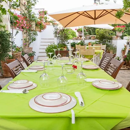 Bed & Breakfast Anticadimora Dei Pepe 3*