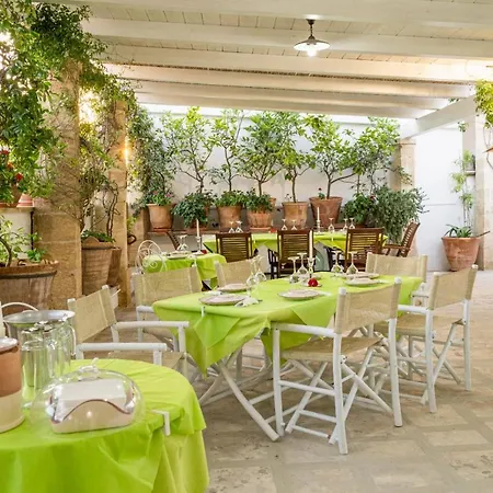 Anticadimora Dei Pepe Bed & Breakfast Salve