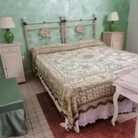 Anticadimora Dei Pepe 3* Salve