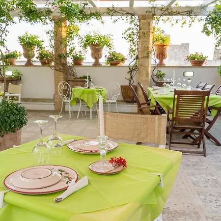 Bed & Breakfast Anticadimora Dei Pepe 3*