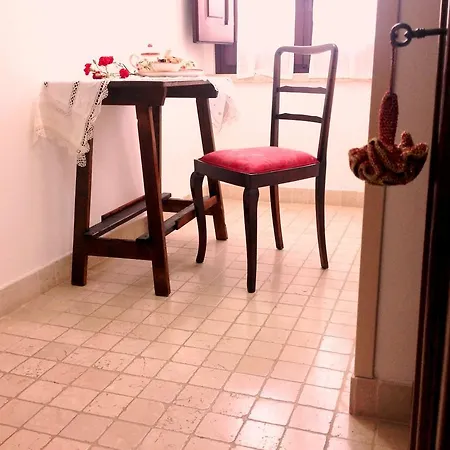 Bed & Breakfast Anticadimora Dei Pepe Salve