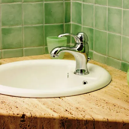 Bed & Breakfast Anticadimora Dei Pepe