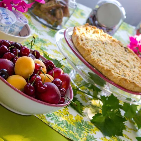 Bed & Breakfast Anticadimora Dei Pepe Salve