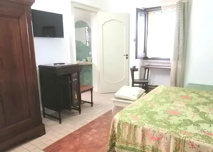 Anticadimora Dei Pepe Bed & Breakfast 3*